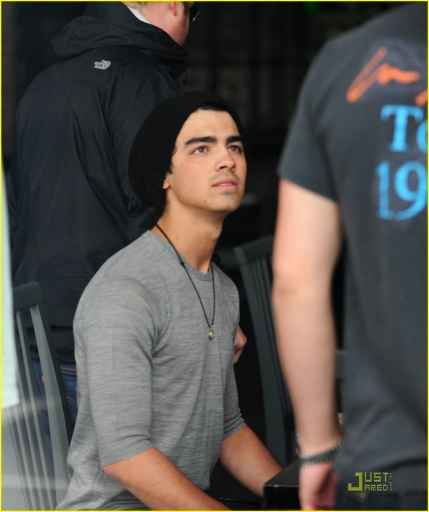 Joe